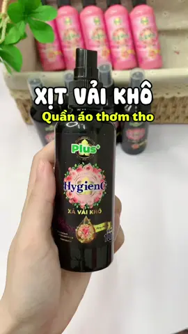 Quần áo cả nhà luôn thơm tho nhờ chai xịt vải khô này nè mấy b #giadungtienich #xitvaikho #xitvaihygienc #xitthomquanao #methamriviu 