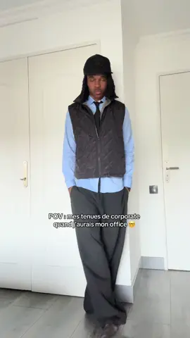 J’attends mon bureau à Manhattan !! 🤓 #fashiontiktok #streetwear #inspooutfit 
