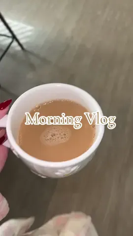 Spend a gloomy morning with us ☁️🍂☕️ #morningvlog #Vlog #morningroutine #relaxing #fall 