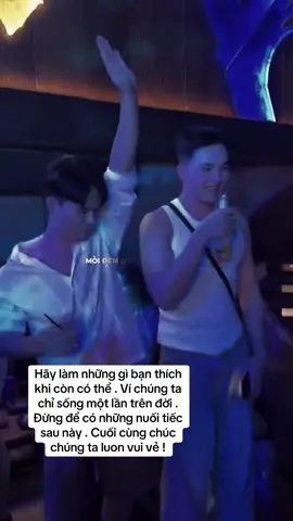 Chúng ta ngày lễ vui vẻ 😊#CapCut #xuhuong #viral #nhachay #🖤 