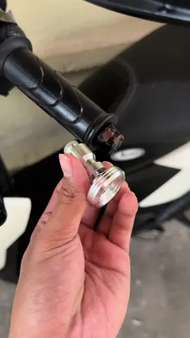 quality cnc bar end, para sa mga mahilig mag papogi ng motor kagaya ko. 💯 #cncbarend #motoraccessories #click125i 