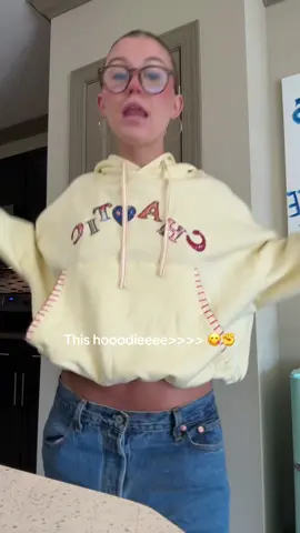 Wish i could link it but its from urban outfitters 😔 #fyp #fitcheck #viral #hoodie #sweatshirt