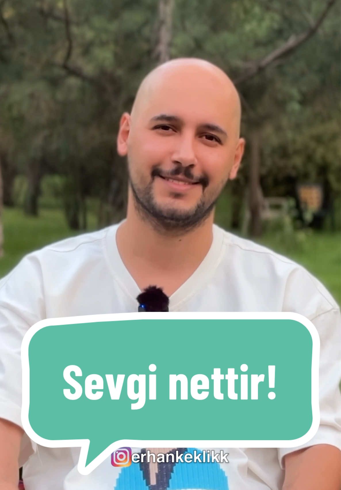 Binbir çiçek açmasını biz de bilirdik… Bilirdik ama güneş vurmadı yapraklarımıza… #sevgi #insan #çiçek #güneş #erhankeklik 