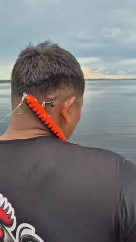 selalu berhati hati saat memancing bosku, jangan lupa CO reel pancing sejuta umat nya yah✨ #mancingmania #mancing #FISHING #fishinglife #daidofishingteam 