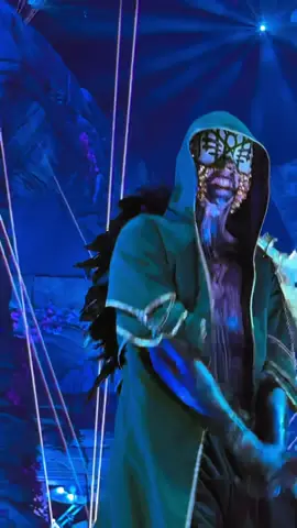 You have got your hooks in me. Clearly. #sleeptoken #sleeptokenworship #vessel #eveninarcadiatour #sleeptokenband 