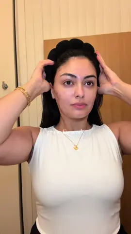 Under 15 mins 😊 #grwm #everydaymakeup #hairtok #wavytalk 