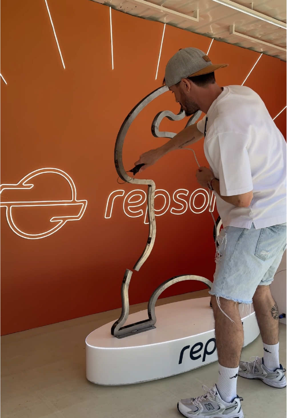 Parece que @Serchu ha cogido por un momento el control de nuestra cuenta para contarte todo lo que pasó en @Sitges Film Festival. Experiencias y curiosidades del festi incluidas 🦍✨