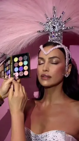 Irina Shayk - victoria secret's 💕 #irinashayk #irinashaykmodel #irinashaykfan #fanpage #fan 