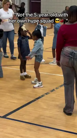 t’s the outfits for me 🔥🔥🔥😍😍😍 ✅ DM me for credit or removal  #arabellahair #OutfitChange #cheer #funnymeme #blackgirlluxury 