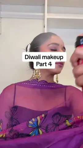 Part 4 diwali makeup tutorial  Locking my makeup with;  @DALBA first serum spray (perfect for dry skin for a glowing skin) @L’Oréal Paris 3sec setting spray (your makeup will not budge) #diwalimakeup #settingspray #stepbystepmakeup #glambysumi #desimakeup 