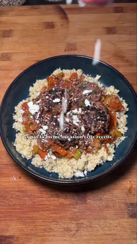 Une surprise offerte à chaque commande par semaine + ton repas à moins de 3 euros/ portion  *collaboration commerciale* @HelloFresh  Vous avez avec mon code promo HFB2S540 : 28 euros de réduction sur votre première boxe (dont la première livraison offerte), ainsi que 45 euros de réduction totale sur vos 3 prochaines boxes. L'offre est valable jusqu'au 20/10/2025pour les nouveaux clients et clients ayant annulés leur abonnement depuis minimum 1 an.