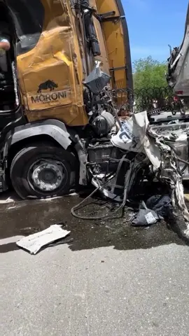 É inacreditável isso.  Por isso temos esse governo medíocre.  . . . . #acidente #caminhoneiro #noticias #brasil 