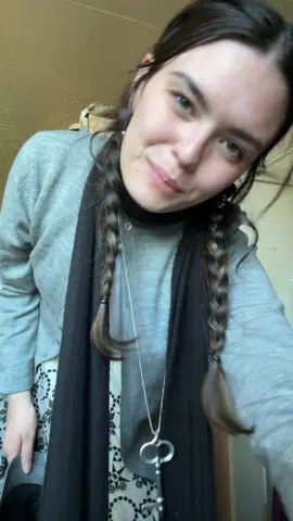 like what the heck #hat #accessories #fun #OOTD #fitcheck