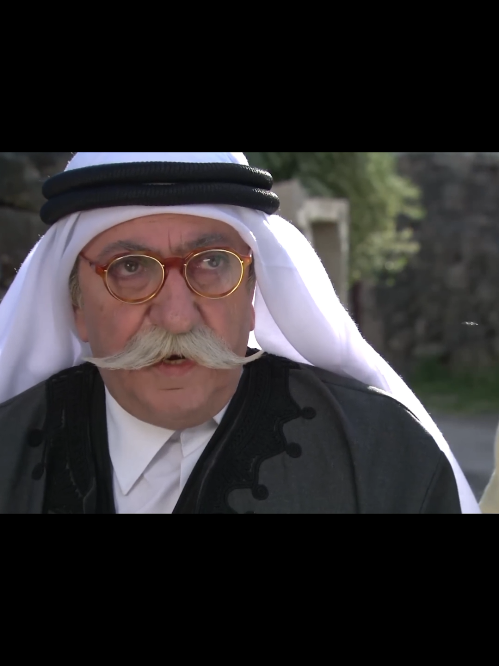 الرد على @z.....79 لايك و تعليق وفولو للمزيد .تابعو صاحبة التعليق حسابها للرسم.تابعو حسابي التاني @zozo.osman #مشاهدات #مسلسلات_سورية #دراماسورية #مسلسل_الخربة #مسلسلات_سورية_كوميدية 