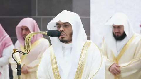 تبارك الرحمن يازين الصوت 🤩 ﴿وَجِيءَ يَومَئِذٍ بِجَهَنَّمَ يَومَئِذٍ يَتَذَكَّرُ الإِنسانُ وَأَنّى لَهُ الذِّكرى﴾ [الفجر: ٢٣] #ياسر_الدوسري #سورة_الفجر #تلاوة_خاشعة #قرآن #الحرم_المكي 