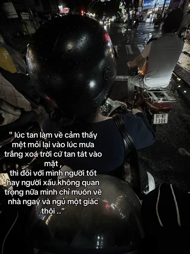 Mưa hoài vậy?