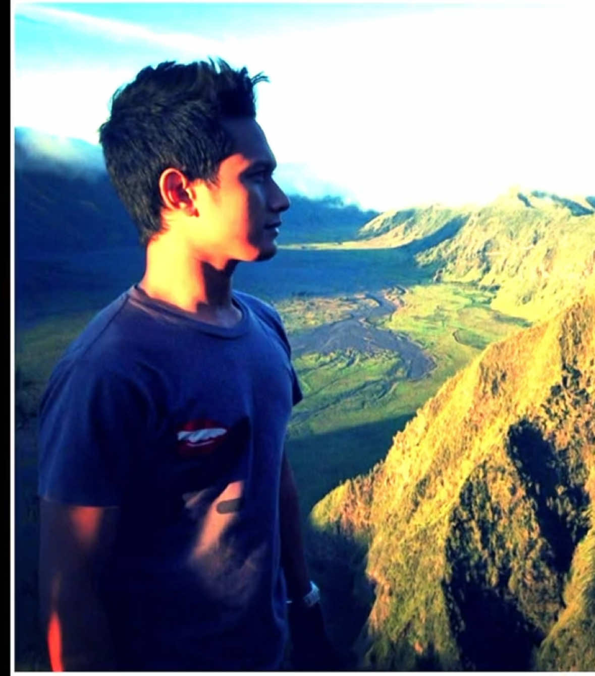 Pensiun sebelum mengenal era pendaki kalcerrr...🥲 #semeru #ranukumbolo #pendakigunung #pendakifomo #pendakikalcer 