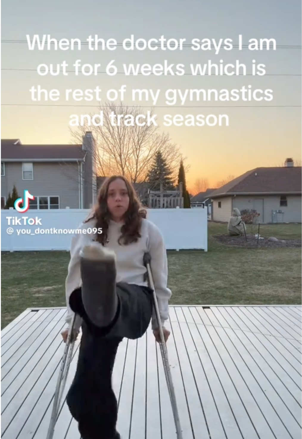 Soooo good at crutching with that big foot cast😋😋😋 #fypシ゚viral #funny #broken #legcast #crutches 
