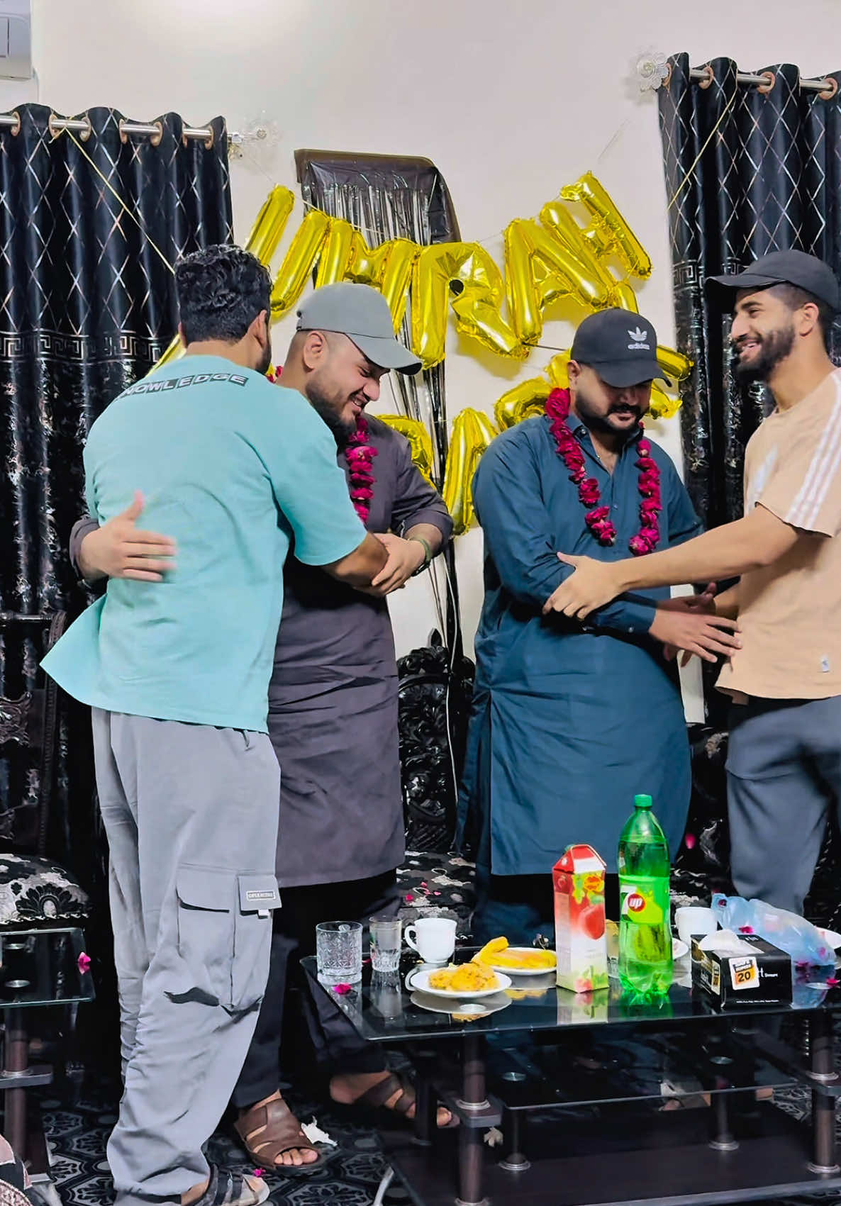 Bhot shukriya sab bhaiyo ka ❤️              #umramubarak #foryou @Roim Zafar @🦁گکھڑ راجپوت🦁 @MANI🇵🇰🇵🇸 @Sharjeel_9 