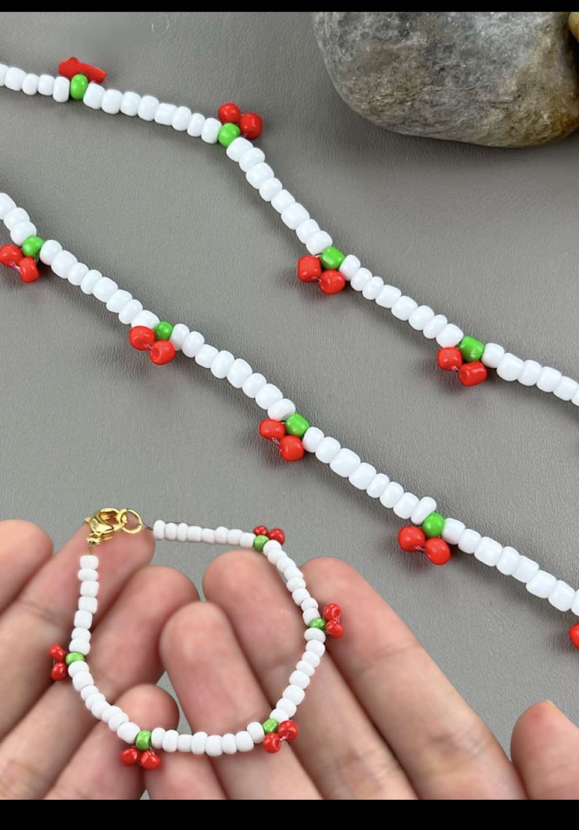 🍒 Love cute jewelry ideas? Learn how to make a bracelet with cherries for fun DIY fashion idea that also makes for a cool handmade Christmas gift idea for friends 🎁 ♦️Cherry friendship bracelets can be made  in any and every color. Whip up a stack for yourself today! #jewelrymaking #bracelets #braceletmaking #friendshipbracelet #DIY 