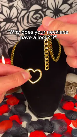 Tag someone you want to wear this 😩💕 #alt #alternative #necklace 