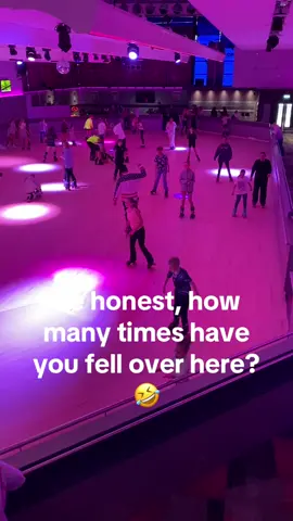 Rollacity - The current venue was refurbished in 2020 during the COVID-19 pandemic for £250,000. The original venue opened in a converted aircraft hangar at a cost of £500,000. It was one of the largest rinks in the country, featuring a 1,000 square meter maple skating floor. #rollacitysouthend #rollacity #rollerskating #rollerskates 
