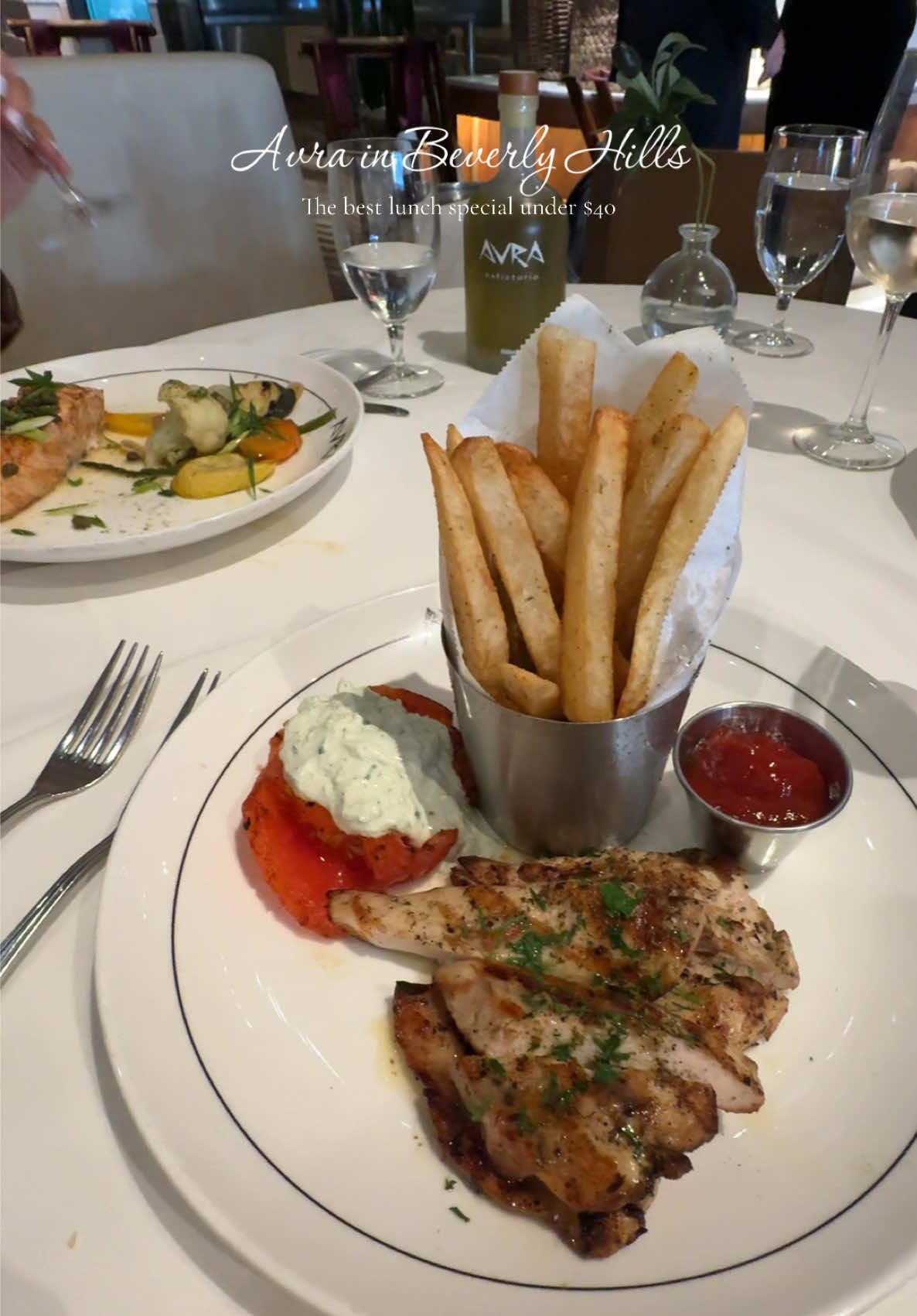 The best lunch special is Avra Beverly Hills. Three courses for $39! Food 10/10 🥗🍟🍗 I personally get the Greek salad, Chicken Frites, and Cheese Cake #avra #avrabeverlyhills #beverlyhillslunch #lunchinbeverlyhills 