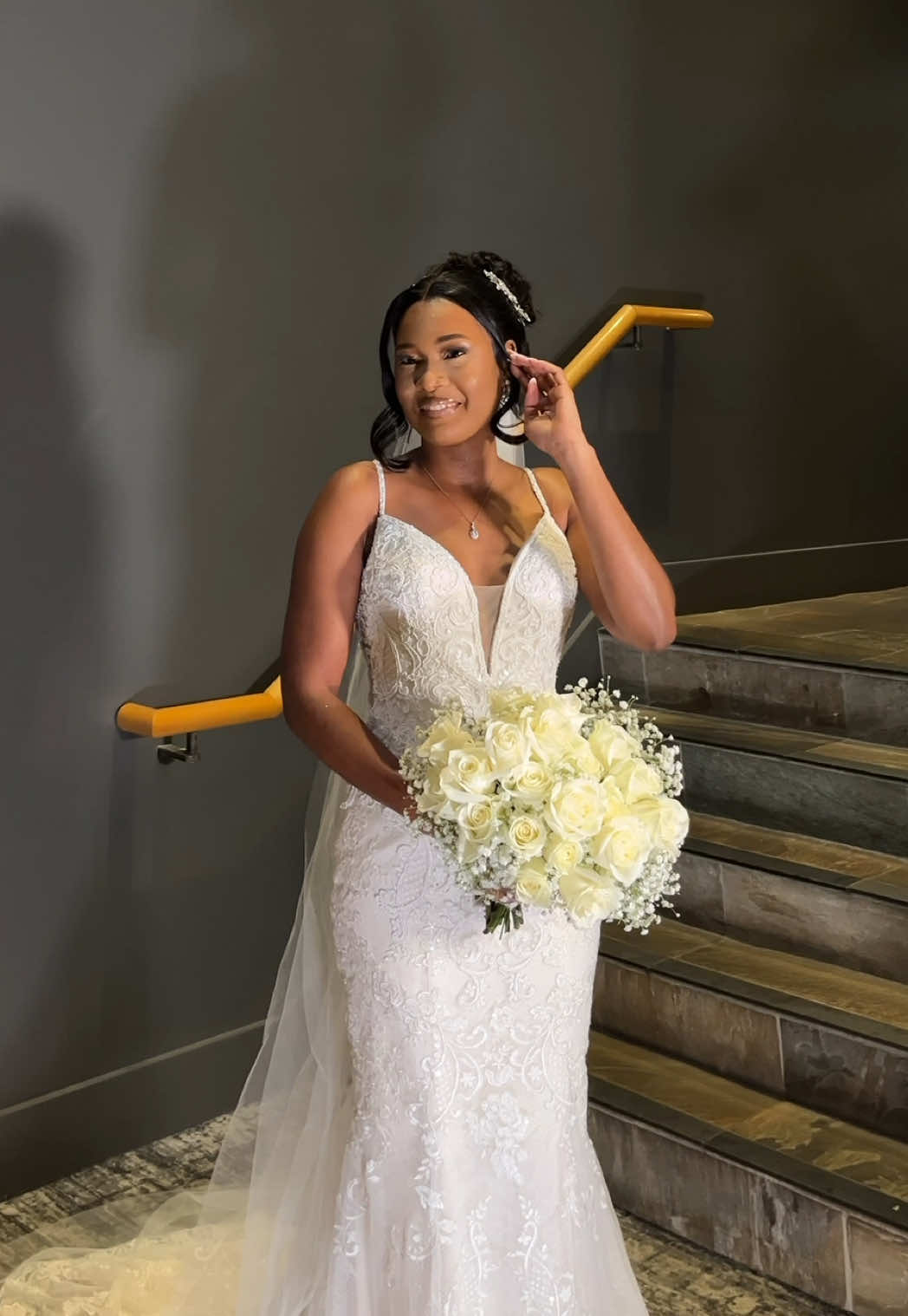 Most beautiful bride ever >>> Still taking bridal makeup appointments  #bridalmakeupartistinvancouver #vancouvermakeupartist 