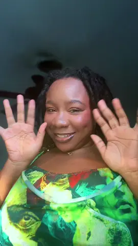 chatty get ready with me 💋 #chitchatgrwm #grwm #makeup #locsoftiktok #girlsnightout 