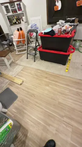 Replying to @camsa8812 #farmhouse #bathroom #mold #Home #adulting 