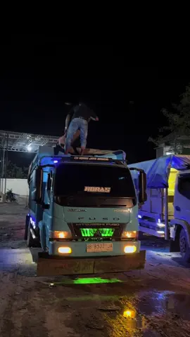 #CapCut bongkar malam🙃#cantermaniaindonesia #dieselpower #brondolanbalap #canter 