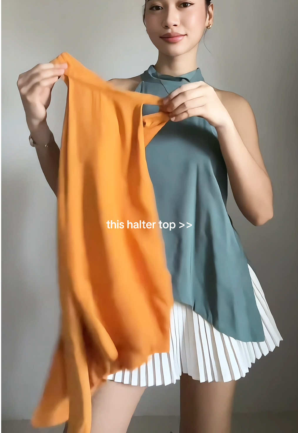 halter top reco >> #classytop #haltertop #cleangirlfit #classyoutfit #basicfit 