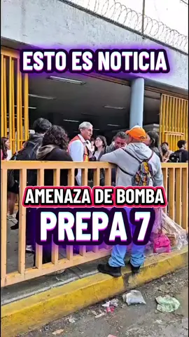 Gracias a @OscarEstilla por grabar el caso ¡Síganlo! #unam #news #student #puma #school 