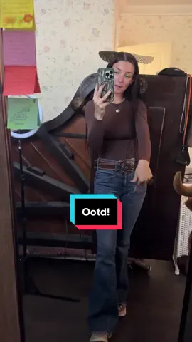My ootd before I leave for the day! Go checkout my showcase for all of these items!  - #OOTD #ootdinspo #outfitoftheday #tiktokshop #tiktokshopoutfit 