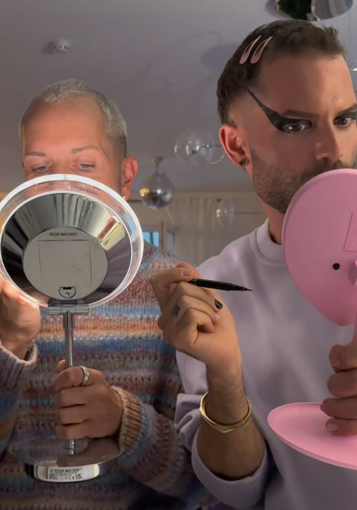 Is das zu viel oder darf es noch ein bisschen mehr sein? 💄 #makeup #comedy #mama #papa #familie  