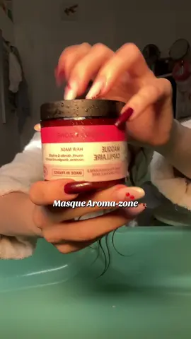 Vous perdez beaucoup de cheveux aussi en ce moment ? 🥹🍂 Les produits ✨ Gamme fiber booster @L’Oréal Paris @lorealgroupe  Masque @Aromazone_officiel  Spray anti chute @Klorane  Creme au miel @Garnier  Huile @Gisou 
