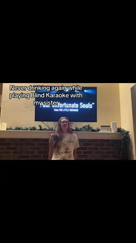 Yes I sound like a bitch in the start, that’s just how me & my sister talk to eachother 🤷🏼‍♀️ @AbbyVlogs   #blindkaraokechallenge  #globglogabgalab  #ursula  #poorunfortunatesouls 