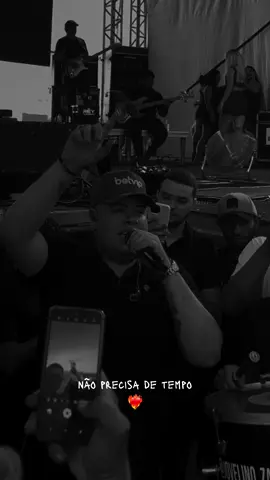 Não precisa de tempo❤️‍🔥🎶💭#CapCut #tipografia #forro #reyvaqueiro 