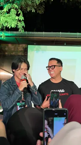 @Rony Parulian - Sampai Disini At Sing As We R Jakarta  #ronyparulian 