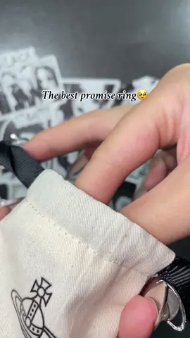 The best promise ring 🥹#viviennewestwood #viviennewestwoodjewellery #nanaanime #nanaviviennewestwood #nana #hachi 