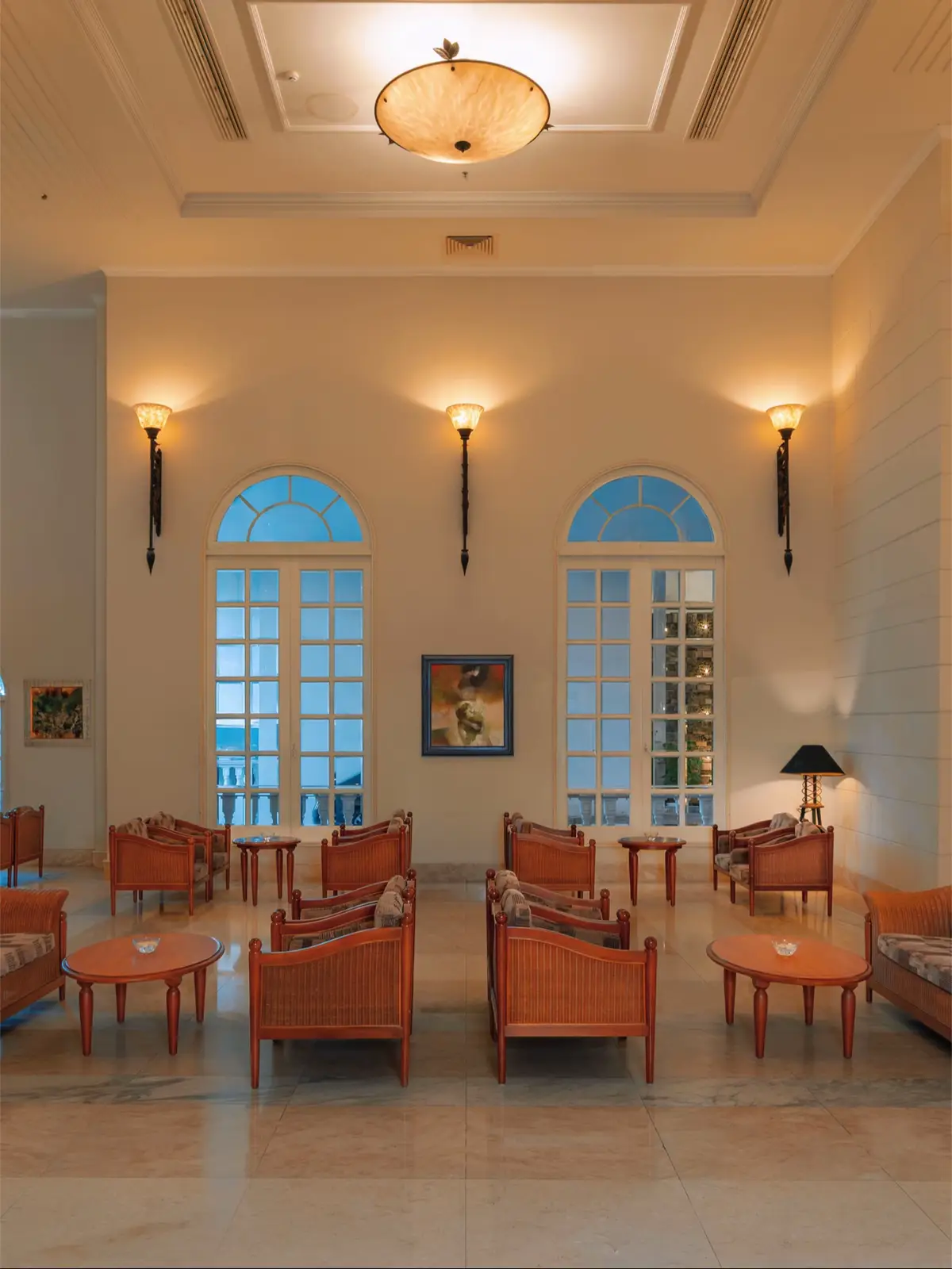 📍: The Lounge Restaurant, tầng G bên trong khách sạn. 12-14 đường Trần Phú, phường Nha Trang, tỉnh Khánh Hoà.  ⏰: 6h30-10h30. #sunrisenhatranghotel #sunrisenhatrang #nhatrang #ngtanhug 