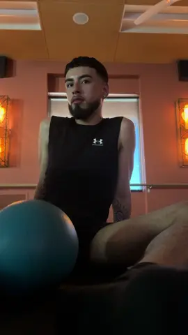 Sunday class🌞 What a fucken bitch bruh🤣 . . #foryou #fyp #gay #Pilates#menpilates 