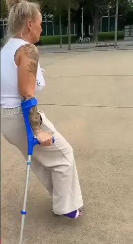 #gips #gipsfuß #cast #krücken 