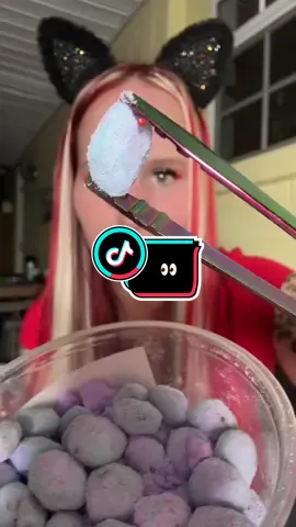 #gushers #candy #cottoncandy #snack #tiktokshopcreatorpicks 