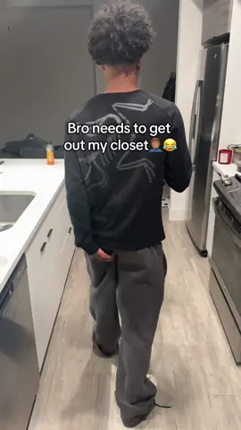 no way my lil bro got these way cheaper than me #comfrt #comfrtclothing #comfortableclothes #viral #fyp 