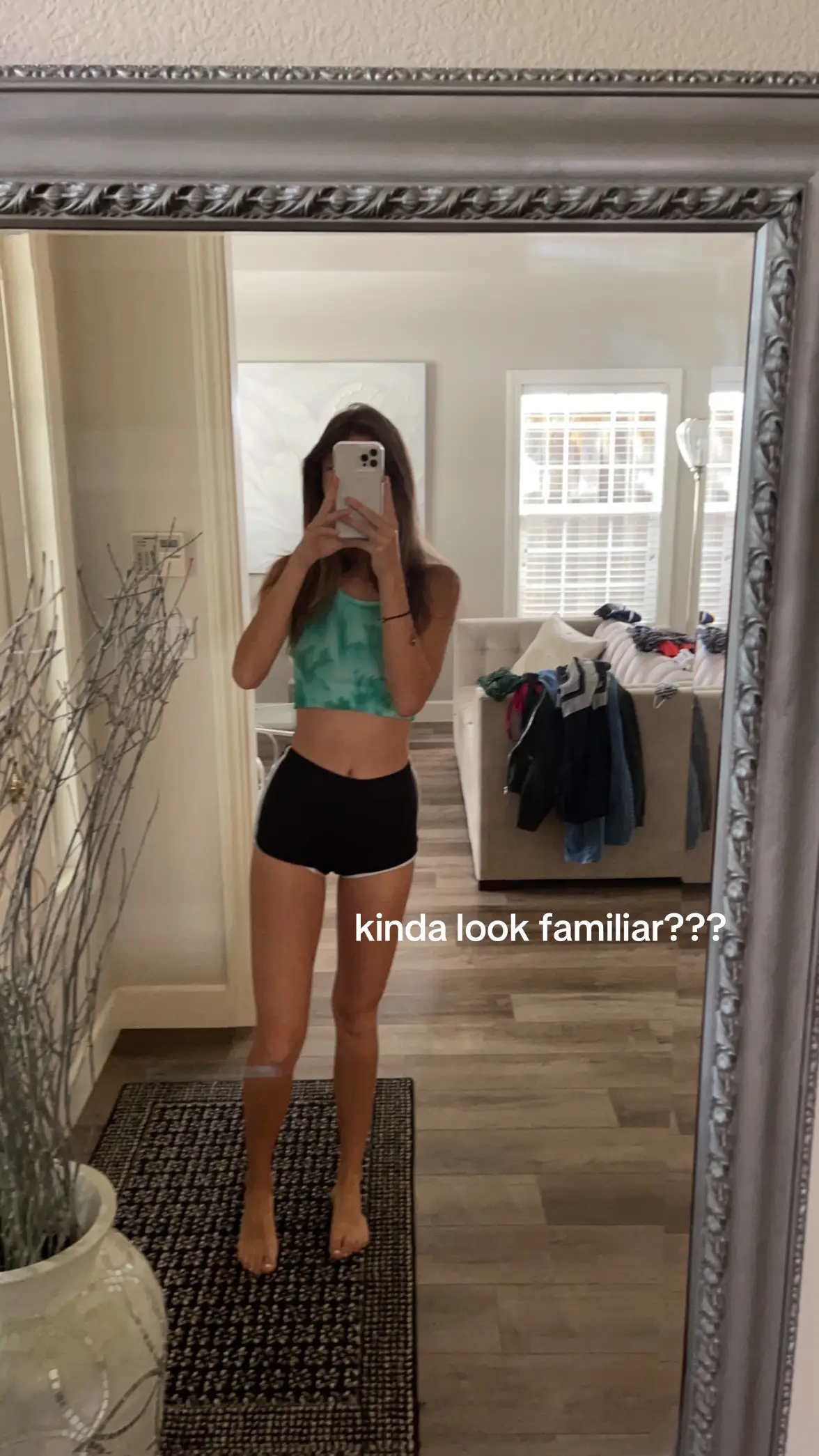 Luv dis trend #familiar #gymgirl #legday