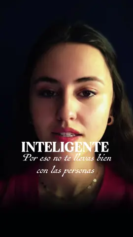 🧠 Eres inteligente, solo que nadie te lo explicó bien. La inteligencia no siempre se mide con notas o diplomas. A veces se nota en cómo te levantas después de caer, cómo lees las emociones o cómo eliges tu paz en medio del caos. 💭 Este espacio te recordará que la verdadera inteligencia está en conocerte, controlar tu mente y seguir creciendo cada día. ✨ Psicología | Mentalidad | Autoestima #EresInteligente #PsicologíaEmocional #CrecimientoPersonal #Autoestima #Motivación   