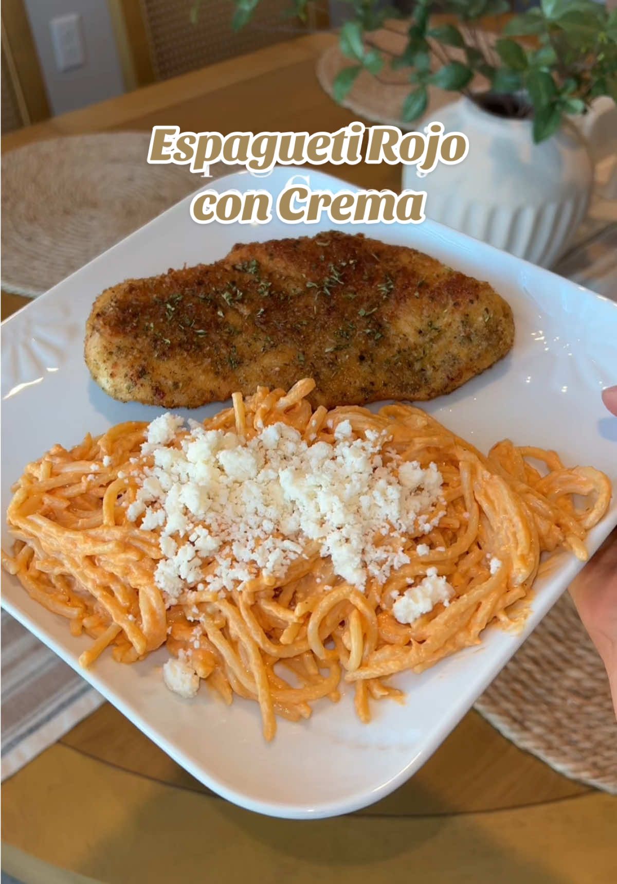 The creamiest espagueti rojo you’ll ever try 💛🍅✨ Made with love and: • 8 oz spaghetti pasta • 4 roma tomatoes • 1/4 white onion • 2 garlic cloves • 2 tsp chicken bouillon  • salt & pepper to taste • 2/3 cup crema mexicana • 4 oz cream cheese  • 1 cup water from boiled tomatoes • 1 tbsp olive oil  • optional topping: queso fresco  #EasyRecipe #homecooking #DinnerIdeas #comfortfood #foodtiktok 
