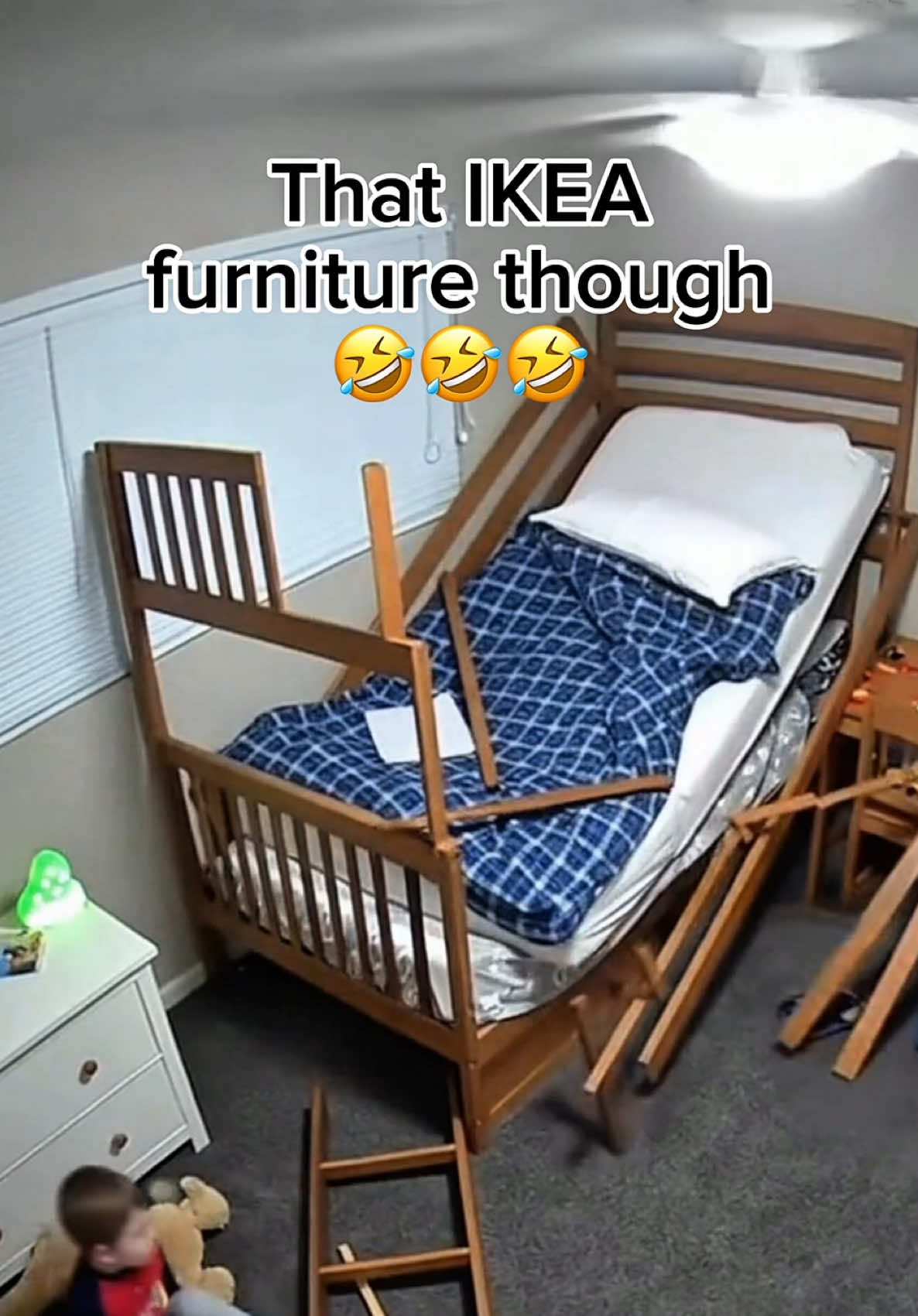 It’s the “what was that?” That had me crying 😂😂 #viral #funny #fail #failarmy #funnyclips 