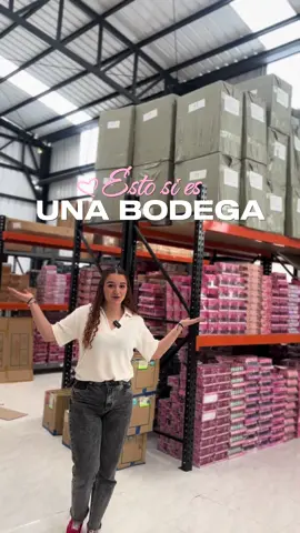 ¿Dónde estás surtiendo tu negocio o emprendimiento? 🤩💖  Asegúrate de que sea una bodega que sea importadora y te dé todo a precios justos y calidad en sus productos 🥳  #bodegamayorista #mayoristasmedellín #bodegademaquillaje #NegocioPropio 